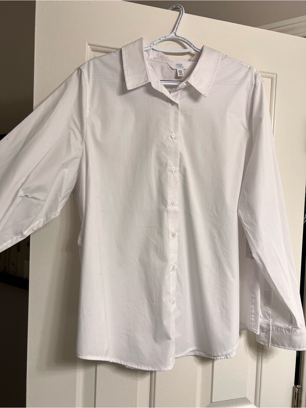 NWT Women’s White Button-Up Dress Shirt - Classic Collared Shirt